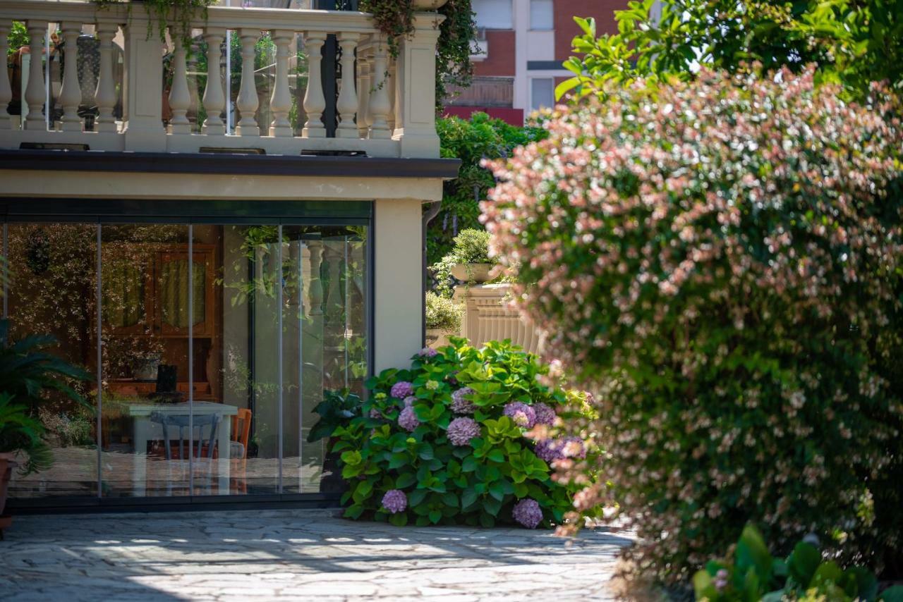 Villa Mery Casale Monferrato Exterior foto